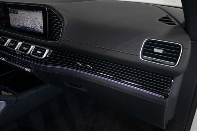 2024 Mercedes-Benz GLS 600 Maybach *REAR ENTERTAINMENT PKG* *23 INCH MAYBACH PLATE WHEELS* *1-OWNER* San Diego CA