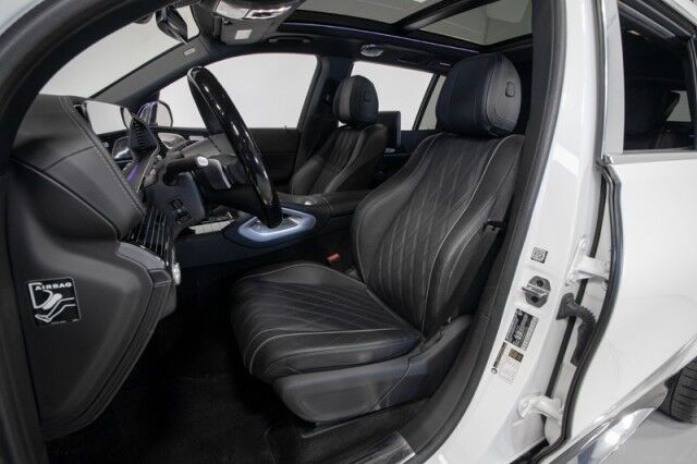 2024 Mercedes-Benz GLS 600 Maybach *REAR ENTERTAINMENT PKG* *23 INCH MAYBACH PLATE WHEELS* *1-OWNER* San Diego CA