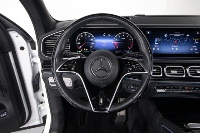 2024 Mercedes-Benz GLS 600 Maybach *REAR ENTERTAINMENT PKG* *23 INCH MAYBACH PLATE WHEELS* *1-OWNER* San Diego CA