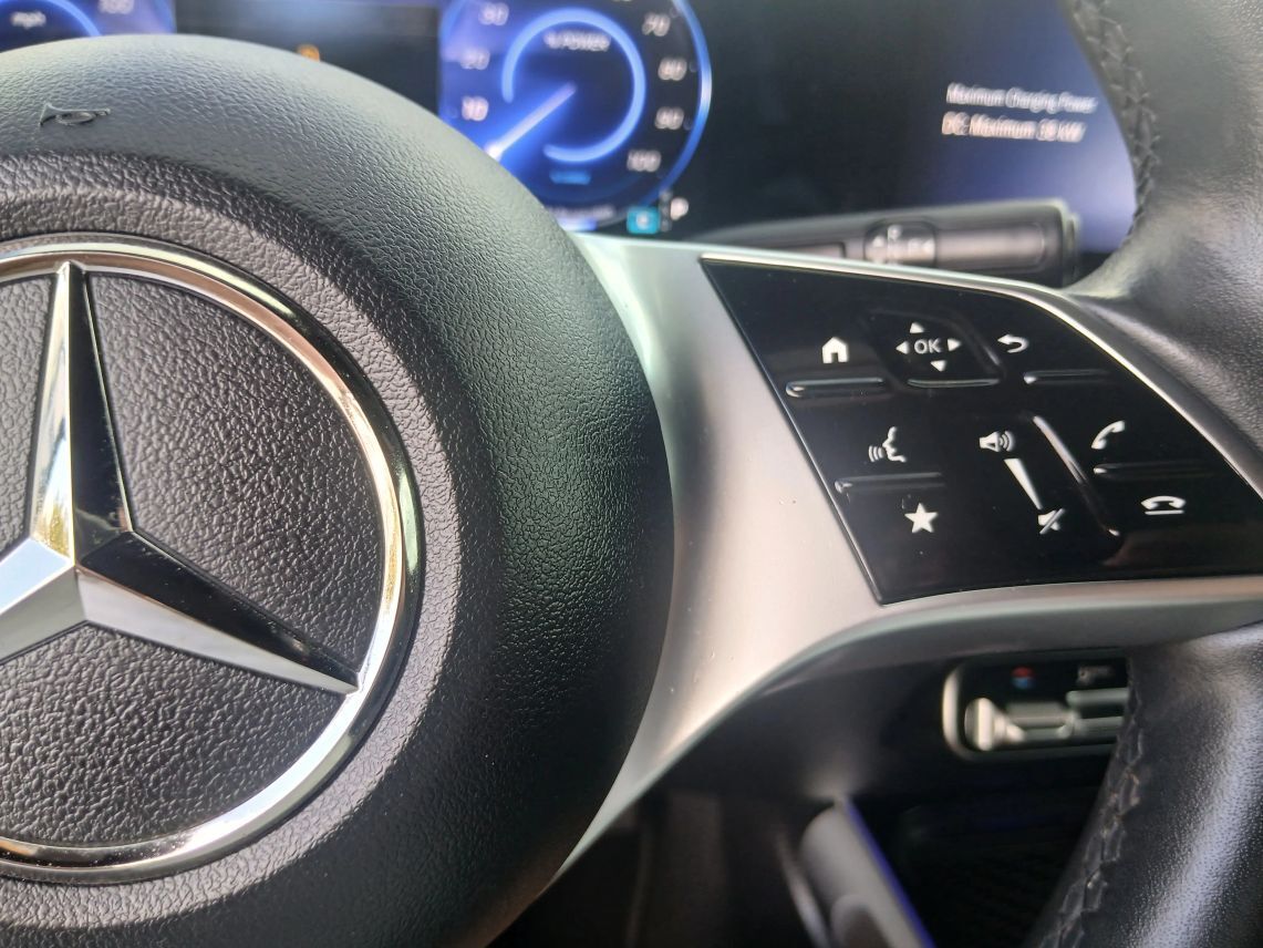 2024 Mercedes-Benz Mercedes-EQ EQB EQB 300 4MATIC Sport Utility 4D Maitland FL