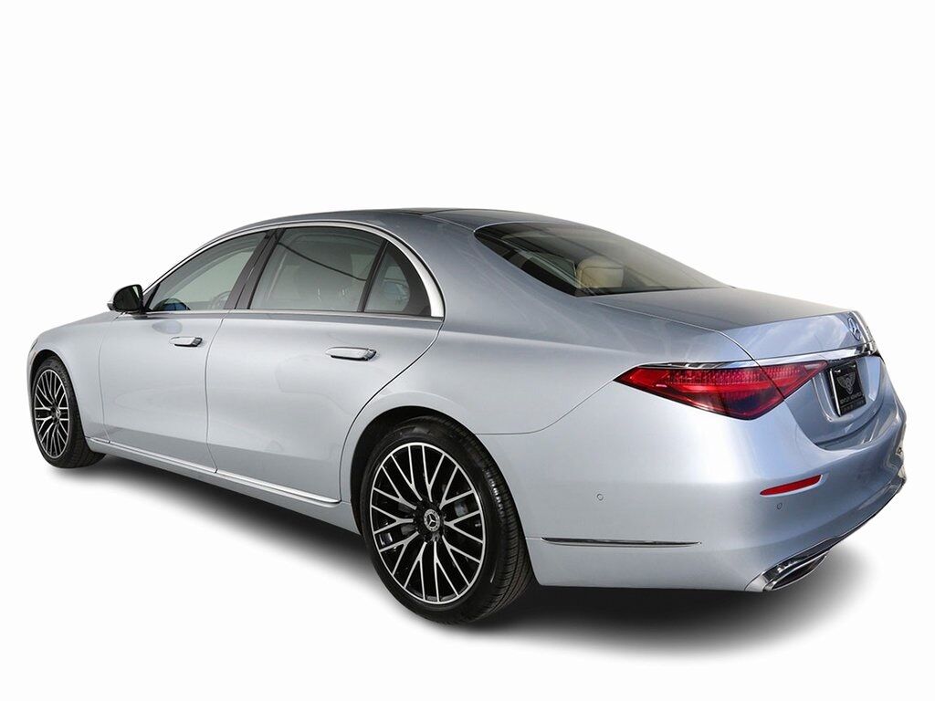 2024 Mercedes Benz S 580 photo 4