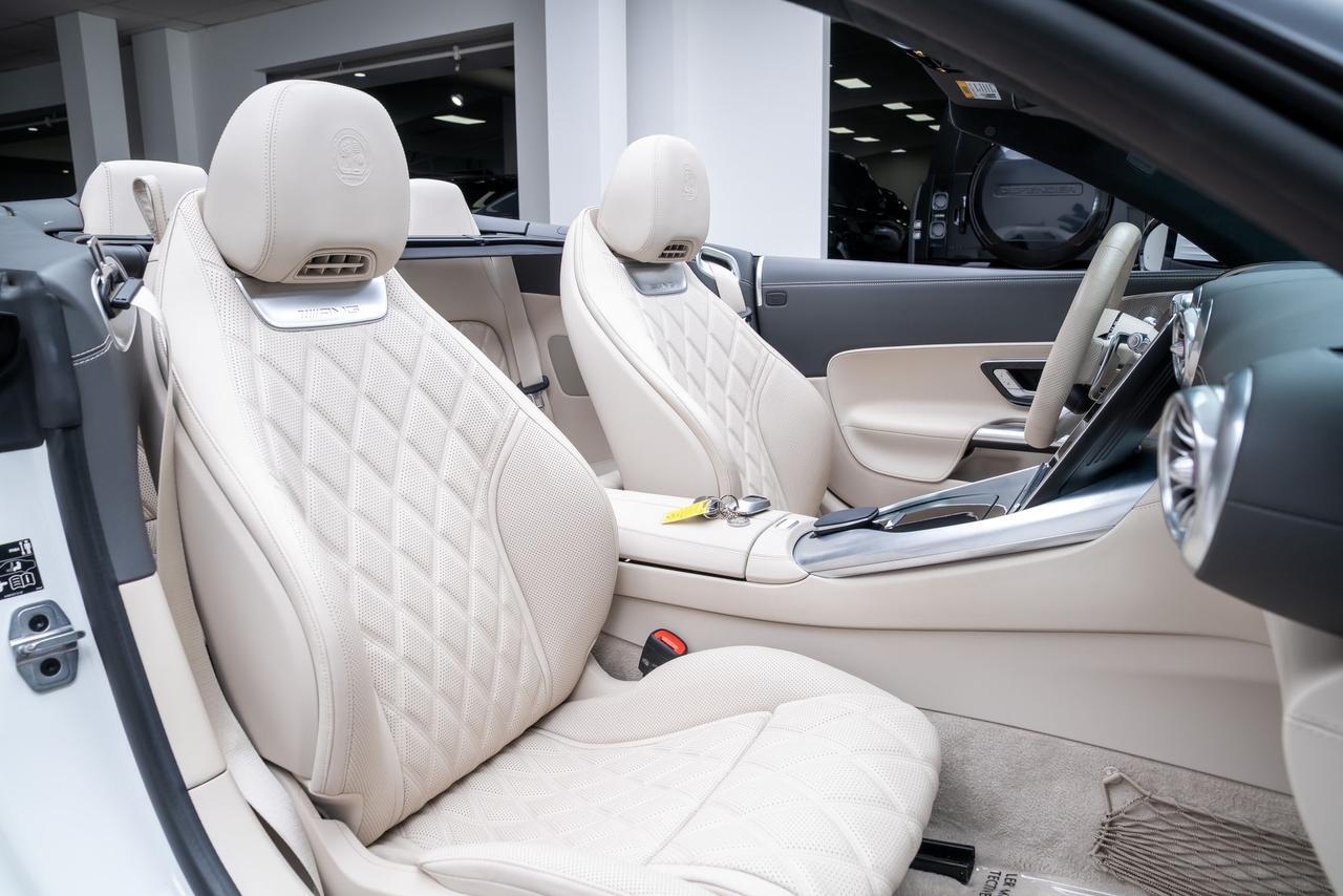 2024 Mercedes-Benz SL-Class SL 43 AMG&reg; Vented Massage Seats / Adaptive Cruise Portland OR