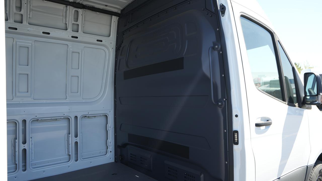 2024 Mercedes-Benz Sprinter Cargo Van Base - Photo 13