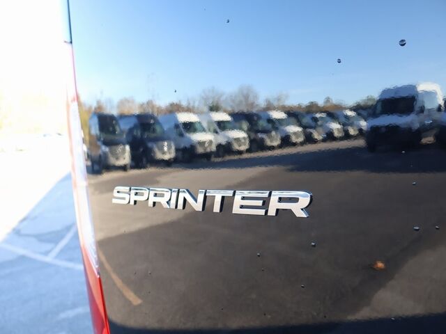 2024 Mercedes-Benz Sprinter 2500 Cargo 170 WB Oshkosh WI