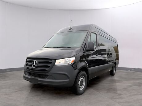 2024 Mercedes-Benz Sprinter 2500 Cargo 170 WB Oshkosh WI