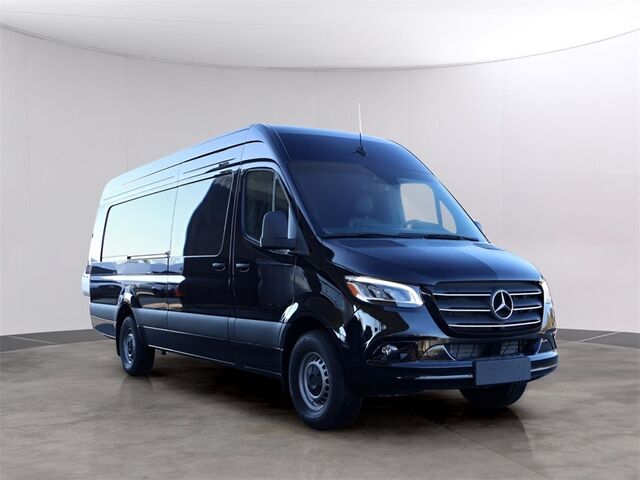 2024 Mercedes-Benz Sprinter 2500 Cargo 170 WB Oshkosh WI