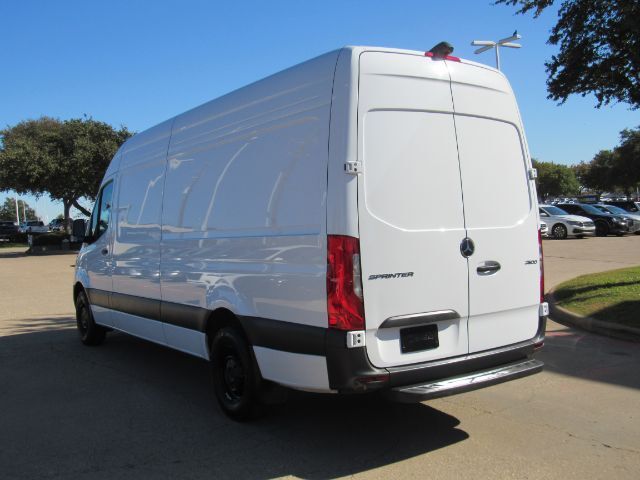 2024 Mercedes-Benz Sprinter 2500 High Roof 4-Cyl Diesel Plano TX