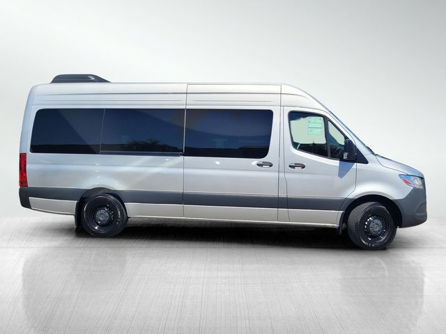 2024 Mercedes-Benz Sprinter 2500 Passenger 170 WB