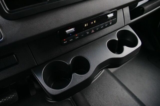 2024 Mercedes-Benz Sprinter 2500 Passenger Van / 12 Passenger / Turbo Diesel! High Point NC