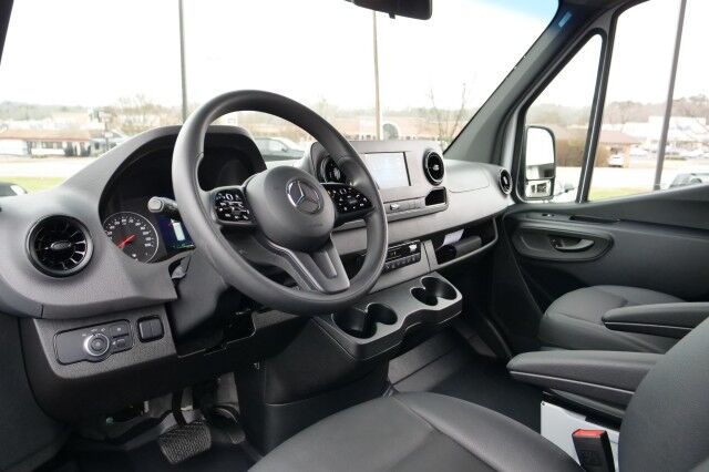 2024 Mercedes-Benz Sprinter 2500 Passenger Van / 12 Passenger / Turbo Diesel! High Point NC