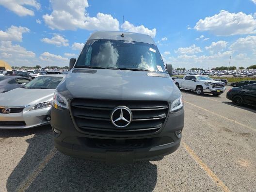 2024 Mercedes-Benz Sprinter 2500 Standard Roof 4-Cyl Diesel HO | High Roof 4-Cyl Diesel HO