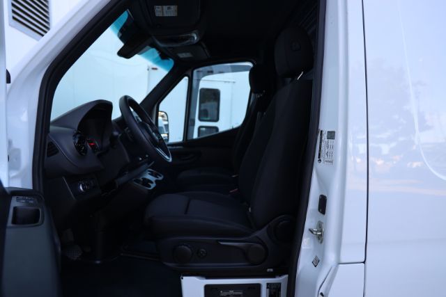 2024 Mercedes-Benz Sprinter 2500 Standard Roof 4-Cyl Diesel Plano TX