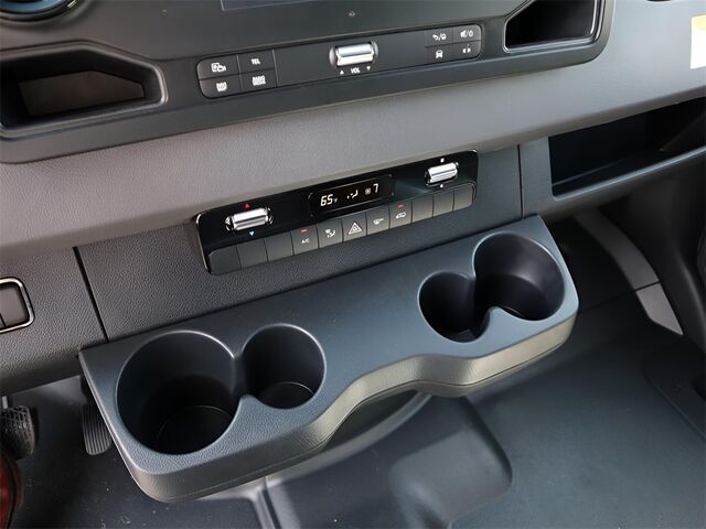 2024 Mercedes-Benz Sprinter 3500 Cargo 170 WB Extended Oshkosh WI