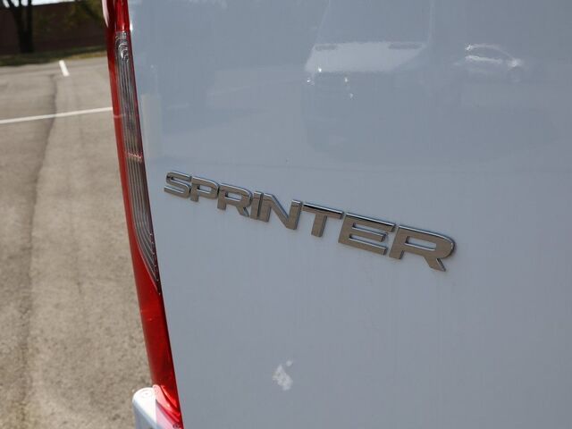 2024 Mercedes-Benz Sprinter 3500 Cargo 170 WB Extended Oshkosh WI