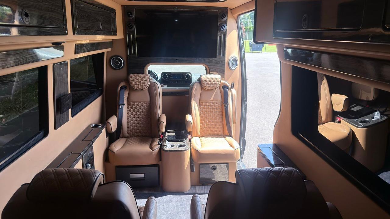 2024 Mercedes-Benz Sprinter 3500 Cargo 170 WB High Roof Portland OR