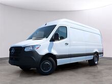 2024_Mercedes-Benz_Sprinter 3500_Cargo 170 WB_ Oshkosh WI