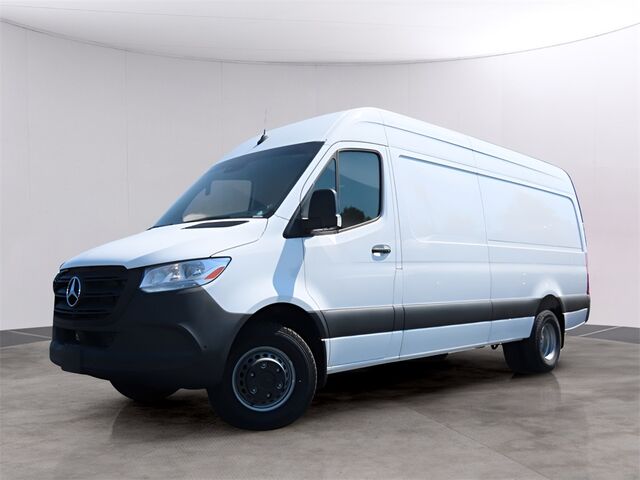 2024 Mercedes-Benz Sprinter 3500 Cargo 170 WB Oshkosh WI