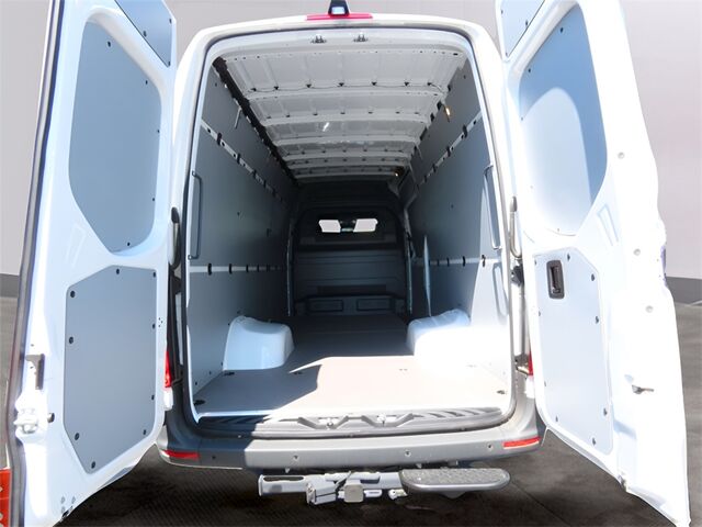 2024 Mercedes-Benz Sprinter 3500 Cargo 170 WB Oshkosh WI