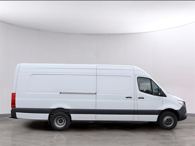 2024 Mercedes-Benz Sprinter 3500 Cargo 170 WB Oshkosh WI
