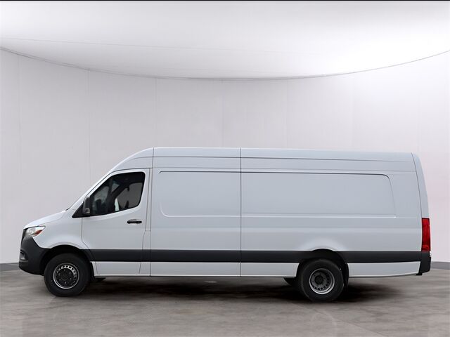 2024 Mercedes-Benz Sprinter 3500 Cargo 170 WB Oshkosh WI