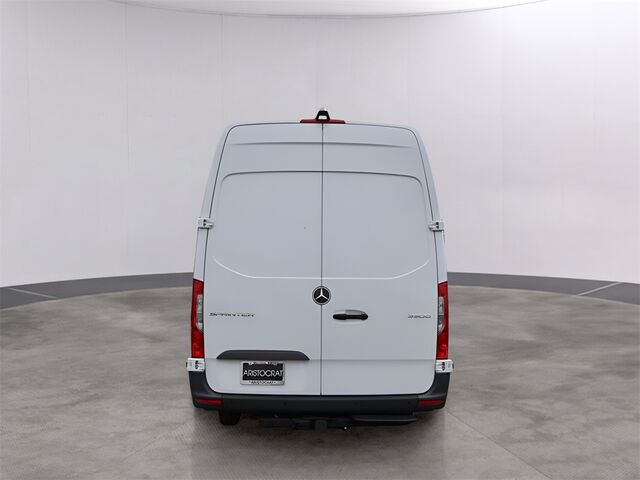 2024 Mercedes-Benz Sprinter 3500 Cargo 170 WB Oshkosh WI