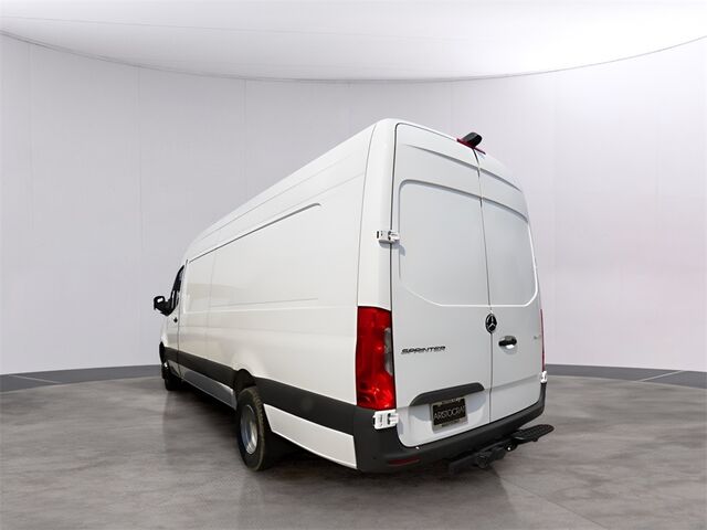 2024 Mercedes-Benz Sprinter 3500 Cargo 170 WB Oshkosh WI