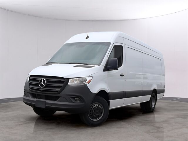 2024 Mercedes-Benz Sprinter 3500 Cargo 170 WB Oshkosh WI