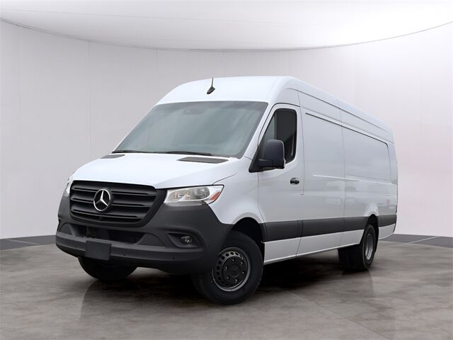2024 Mercedes-Benz Sprinter 3500 Cargo 170 WB Oshkosh WI
