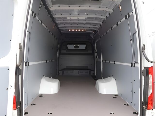 2024 Mercedes-Benz Sprinter 3500 Cargo 170 WB Oshkosh WI