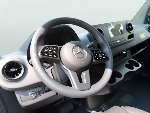 2024 Mercedes-Benz Sprinter 3500 Cargo 170 WB Oshkosh WI