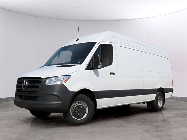 2024 Mercedes-Benz Sprinter 3500 Cargo 170 WB Oshkosh WI