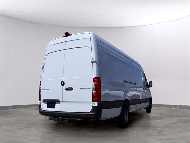 2024 Mercedes-Benz Sprinter 3500 Cargo 170 WB Oshkosh WI