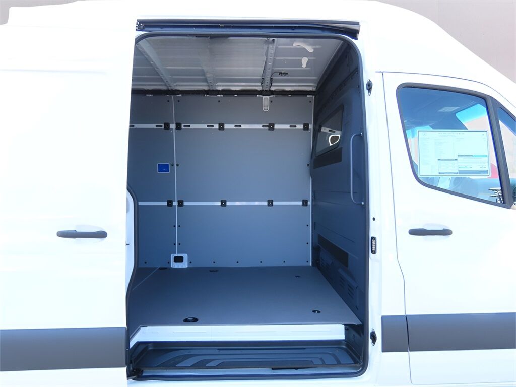2024 Mercedes-Benz Sprinter 3500 Cargo 170 WB San Clemente CA