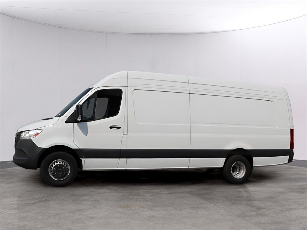 2024 Mercedes-Benz Sprinter 3500 Cargo 170 WB San Clemente CA