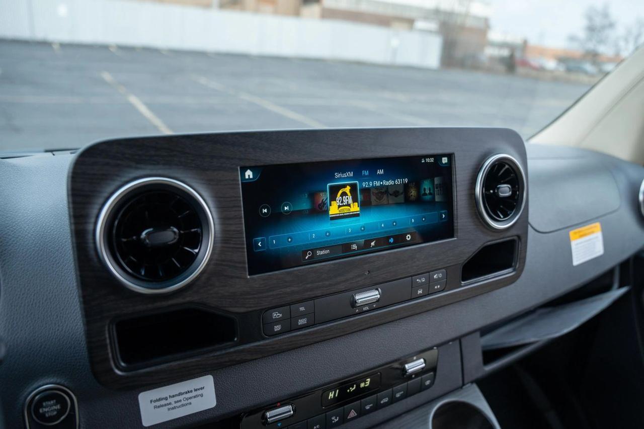 2024 Mercedes-Benz Sprinter 3500 XD Cargo High Roof Extended w/170  WB Extended Van 3D St. Louis MO