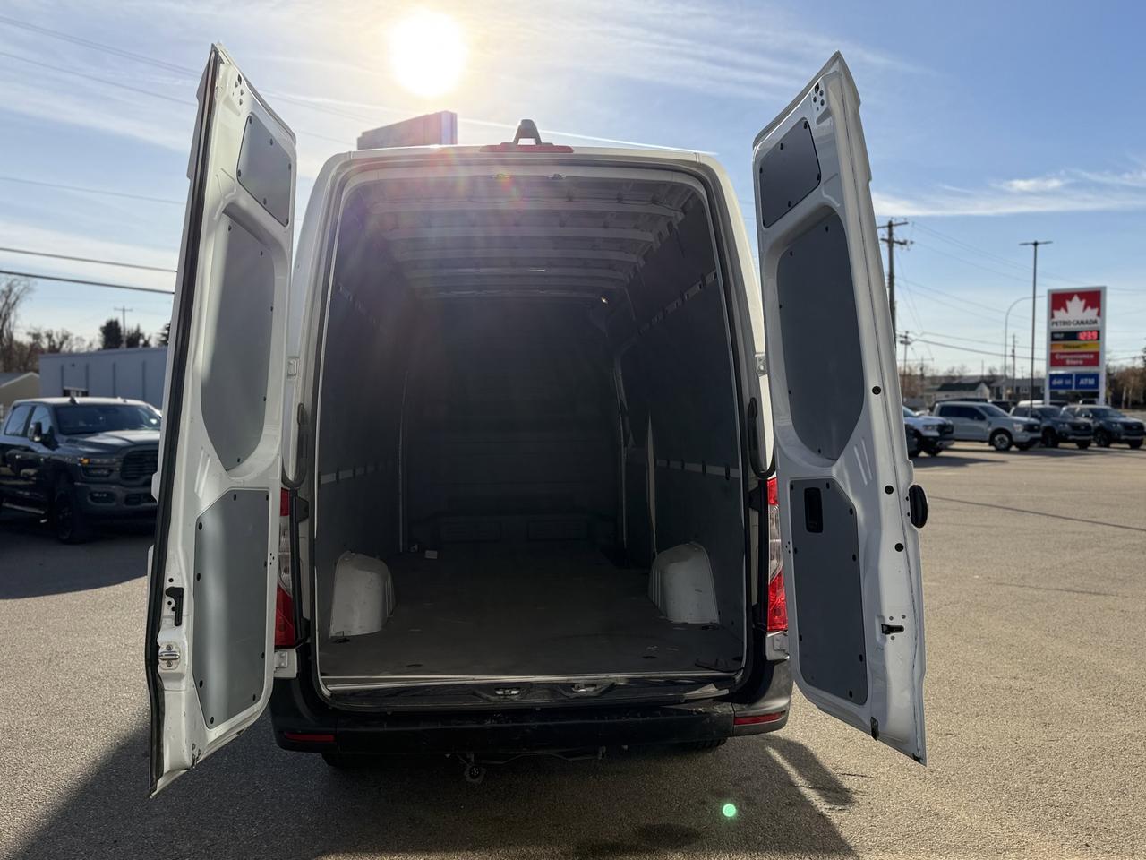 2024 Mercedes-Benz Sprinter Cargo Van 2500 RWD Full Size High Roof | 2L Diesel | Low KMs | Backup Camera Redwater AB