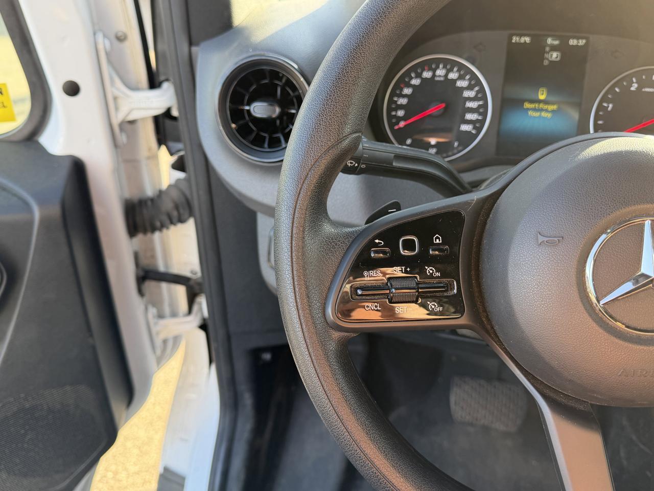 2024 Mercedes-Benz Sprinter Cargo Van 2500 RWD Full Size High Roof | 2L Diesel | Low KMs | Backup Camera Redwater AB