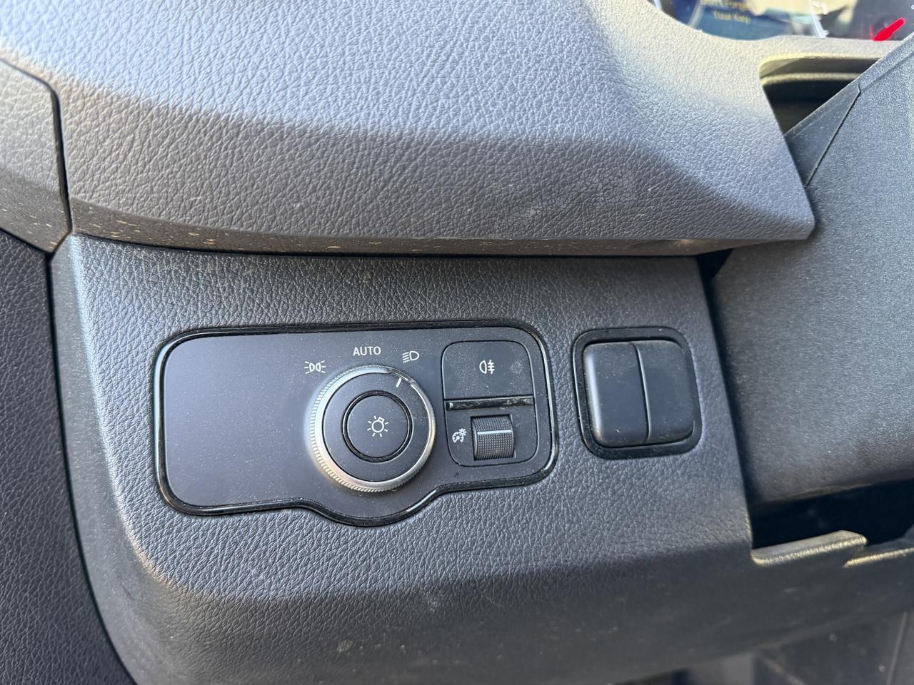 2024 Mercedes-Benz Sprinter Cargo Van 2500 RWD Full Size High Roof | 2L Diesel | Low KMs | Backup Camera Redwater AB