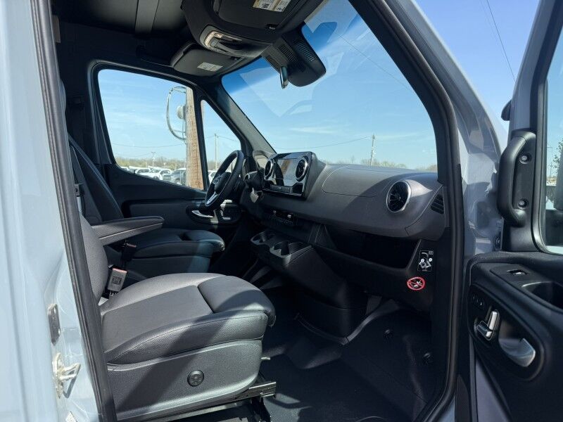 2024 Mercedes-Benz Sprinter Crew Van Collinsville OK
