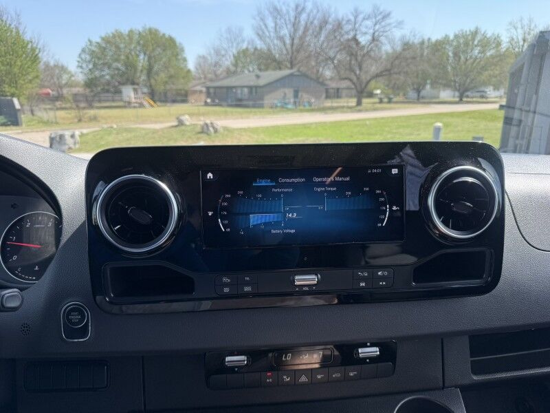 2024 Mercedes-Benz Sprinter Crew Van Collinsville OK