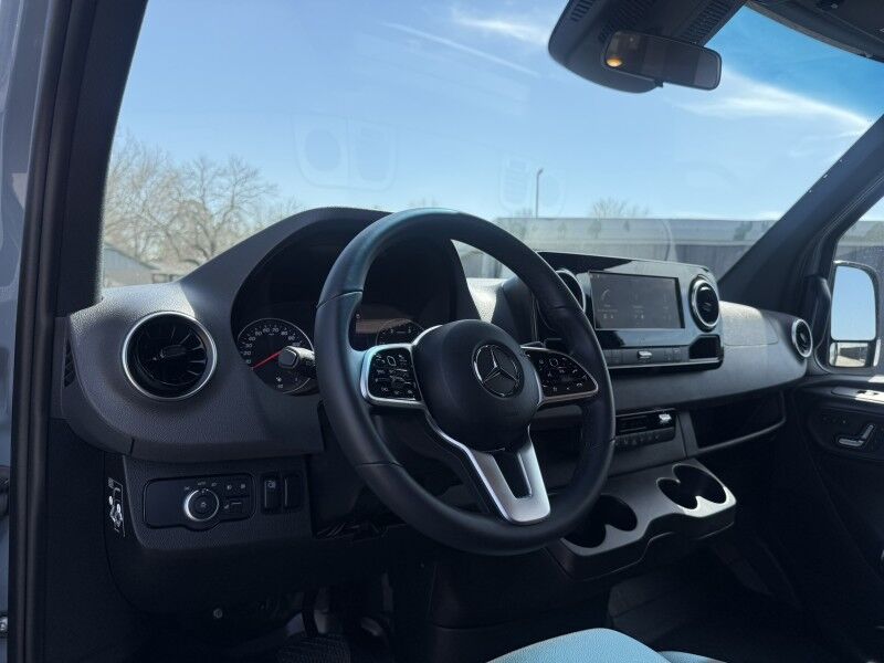 2024 Mercedes-Benz Sprinter Crew Van Collinsville OK