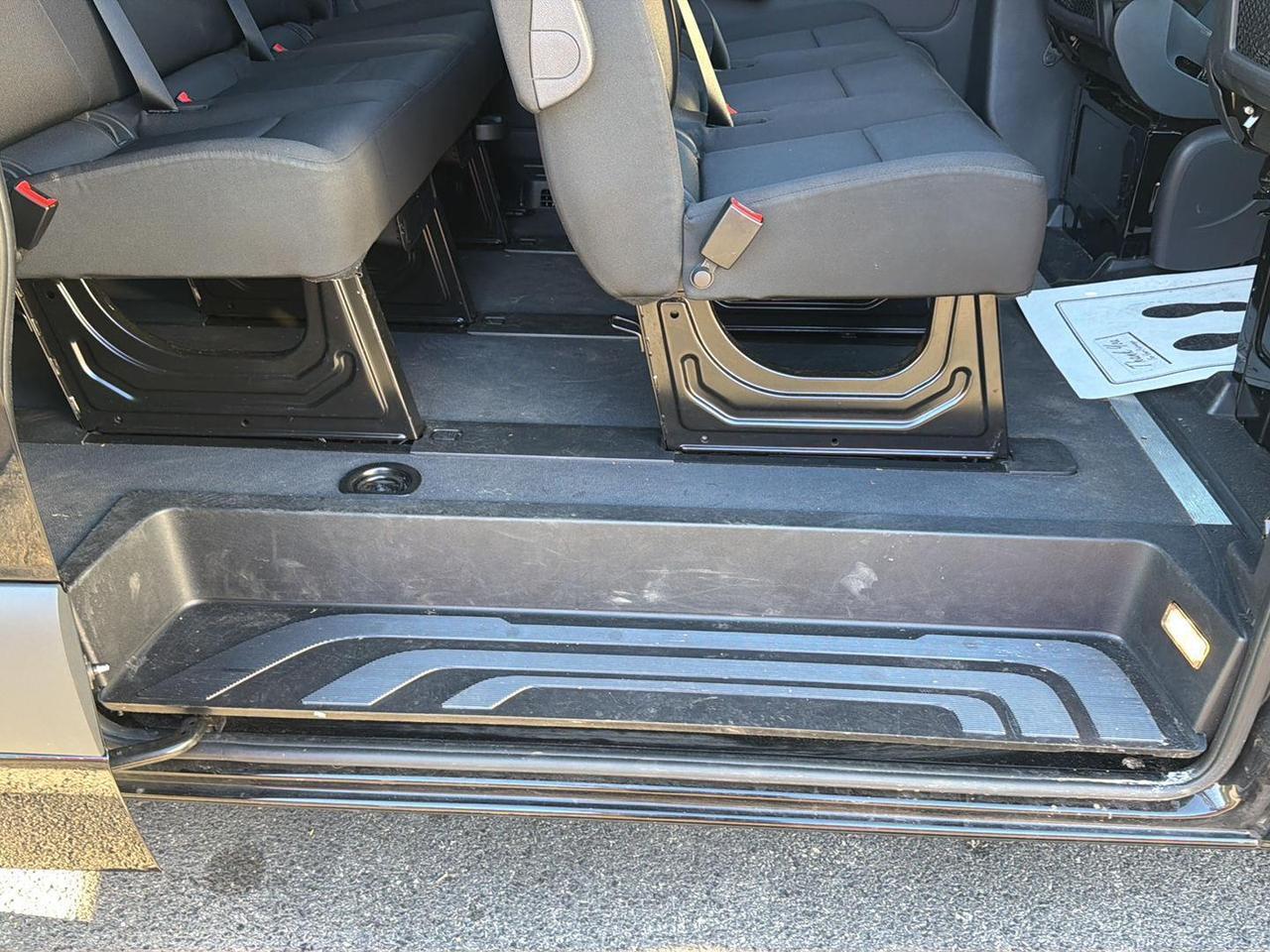 2024 Mercedes-Benz Sprinter Passenger Van 2500 STANDARD ROOF I4 DIESEL 144" RWD Gaithersburg MD