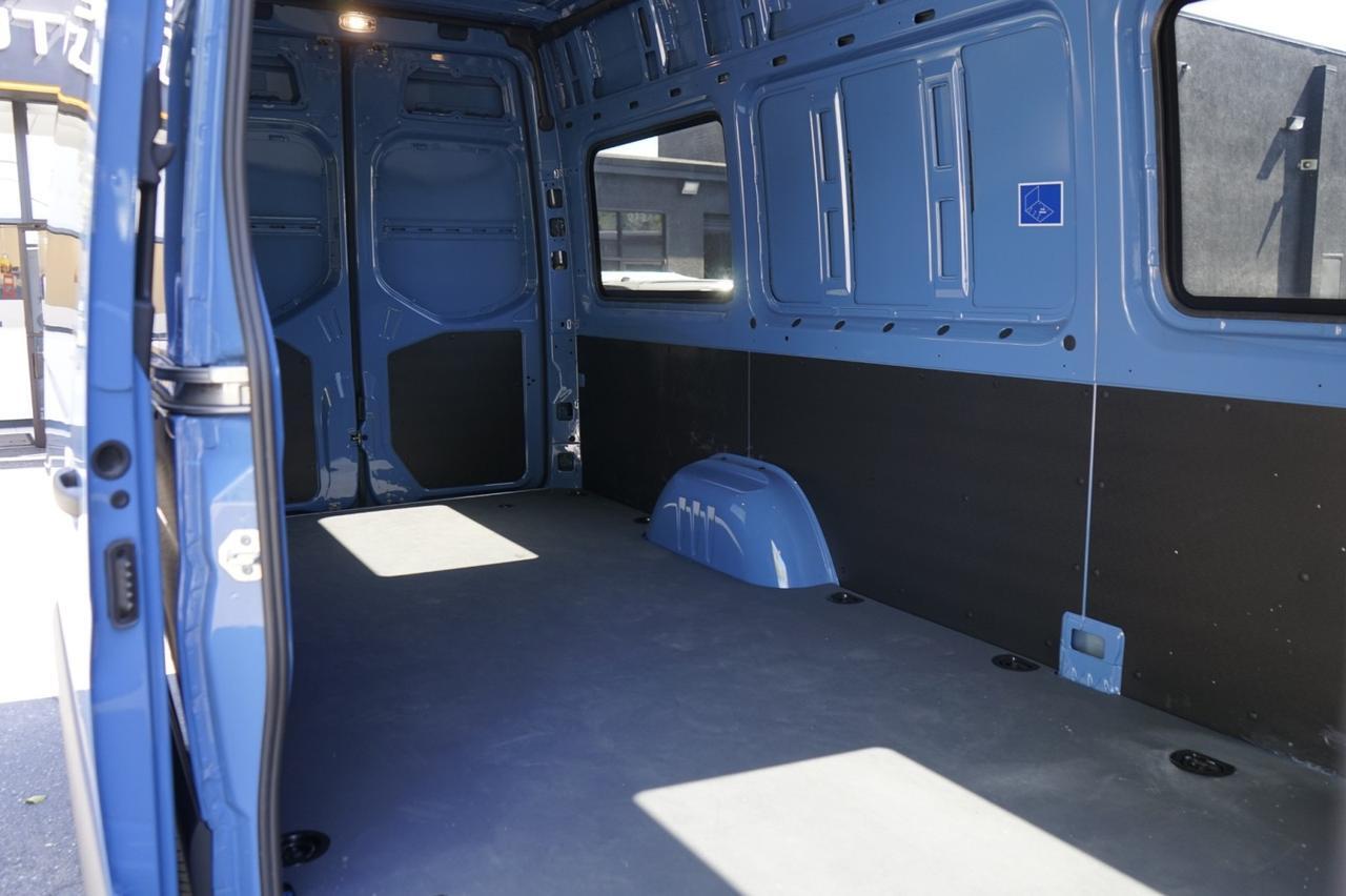 2024 Mercedes-Benz eSprinter Cargo Van Walnut Creek CA
