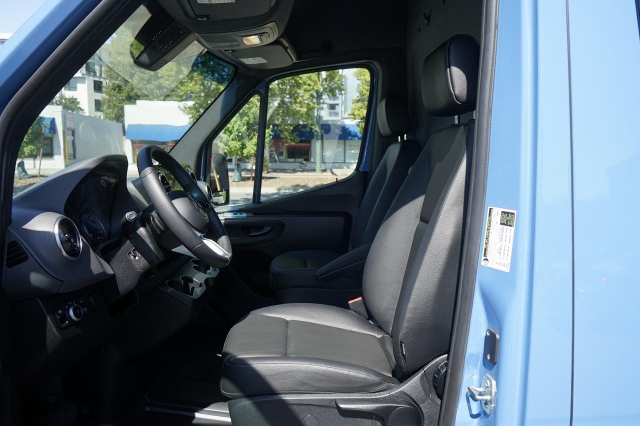 2024 Mercedes-Benz eSprinter Cargo Van Walnut Creek CA