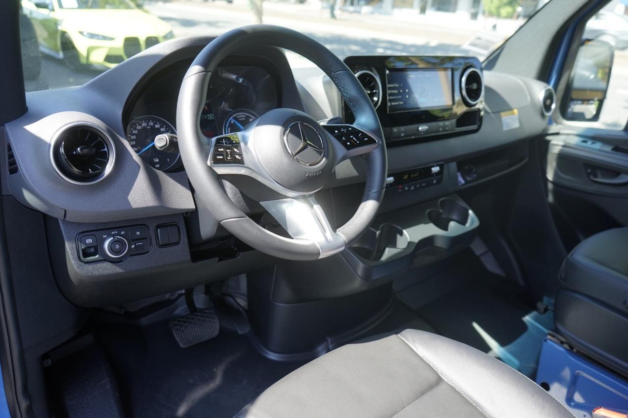 2024 Mercedes-Benz eSprinter Cargo Van Walnut Creek CA