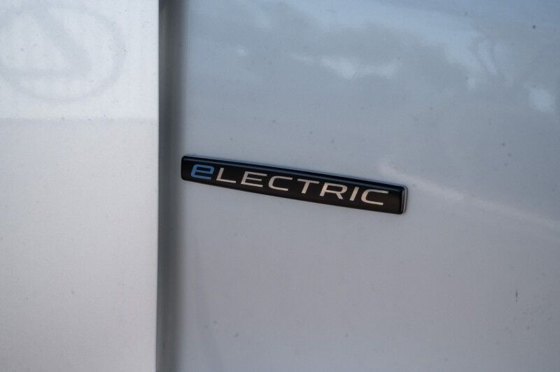 2024 Mercedes-Benz eSprinter Cargo Van 2500 High Roof HO 170" RWD Peoria AZ