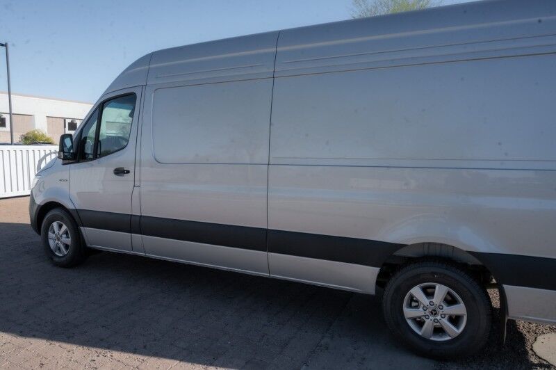 2024 Mercedes-Benz eSprinter Cargo Van 2500 High Roof HO 170" RWD Peoria AZ