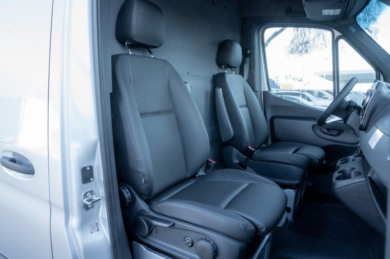 2024 Mercedes-Benz eSprinter Cargo Van 2500 High Roof HO 170" RWD Peoria AZ