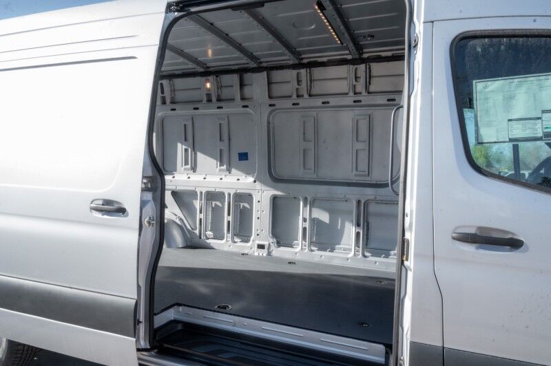 2024 Mercedes-Benz eSprinter Cargo Van 2500 High Roof HO 170" RWD Peoria AZ