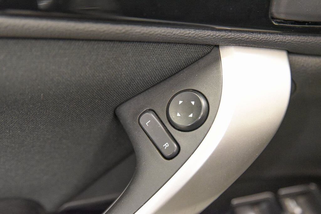2024 Mitsubishi Eclipse Cross LE Akron
